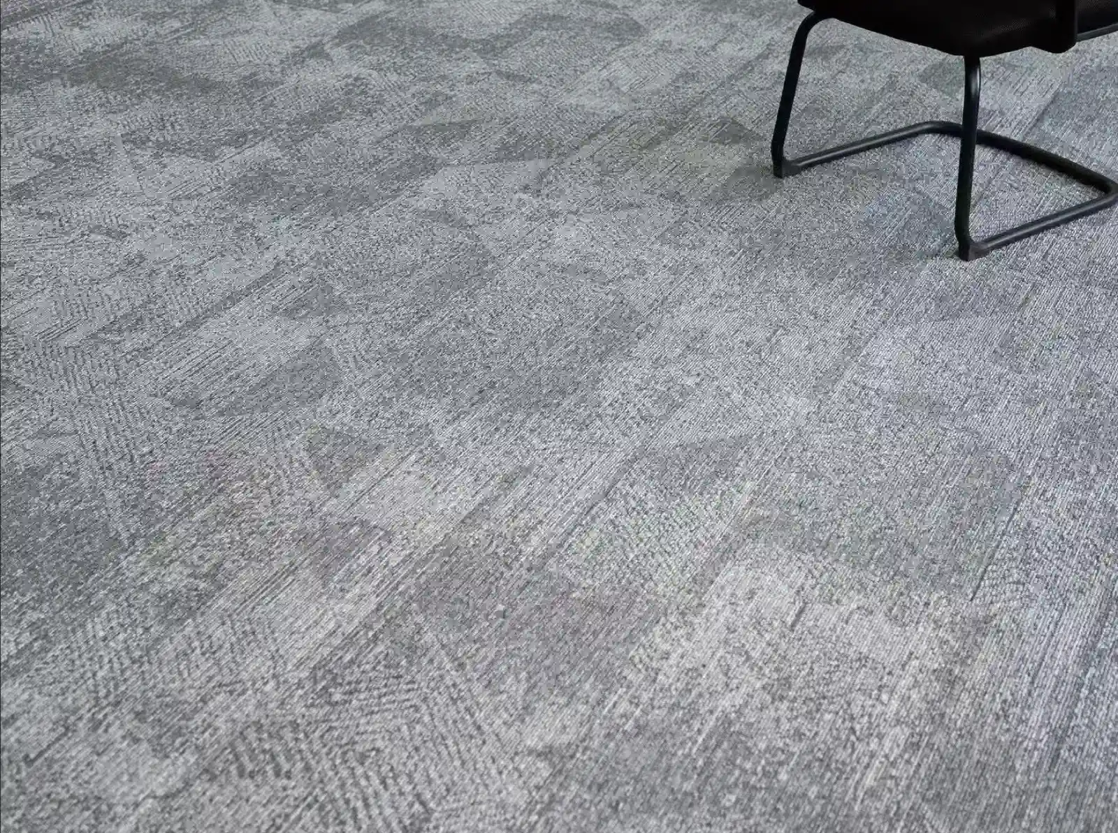 SHUYING carpet tile main product image, front perspective
